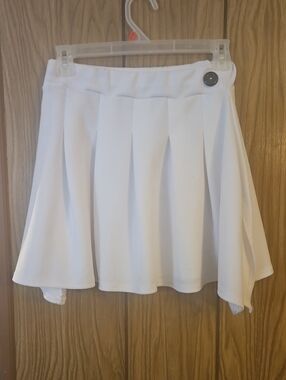 White Pleated Skirt